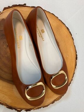 Bruno Magli Marissa Cognac Leather Ballet Flats with Gold Buckle Women’s 8.5